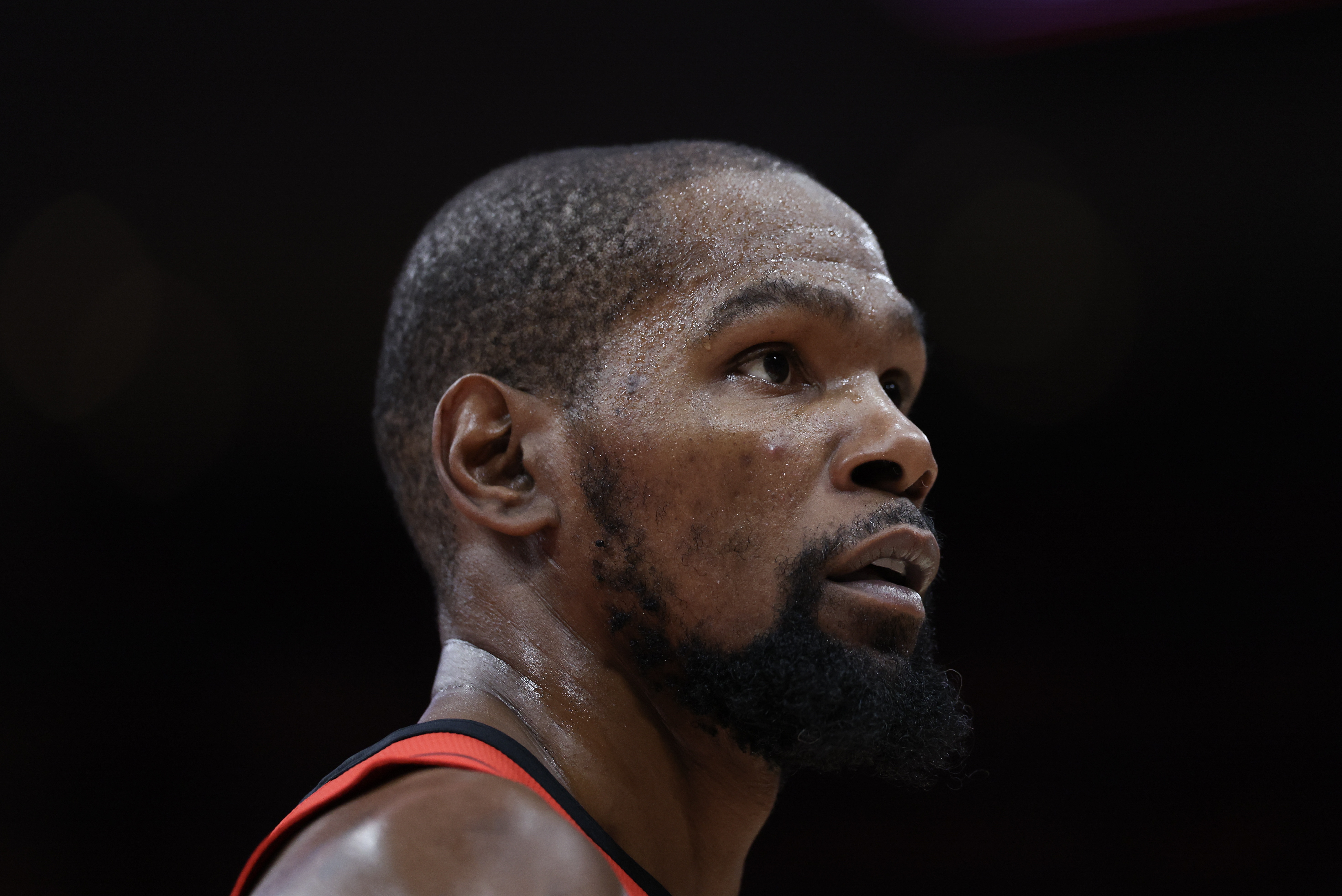 不应该啊！杜兰特三分犯规送哈里斯三罚机会 后者3罚2中